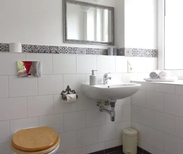 ゲストハウス Viriditas